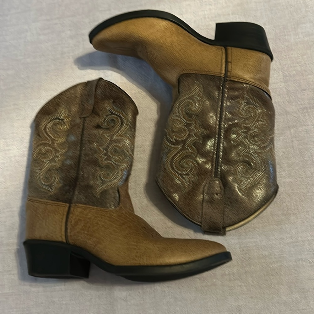 NWOT Old West boots